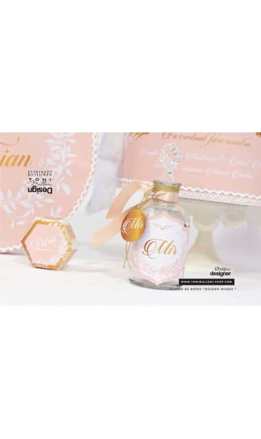 Trusou de botez gold cu ingeras pentru fetite cu broderie personalizata, Gold Wings 5